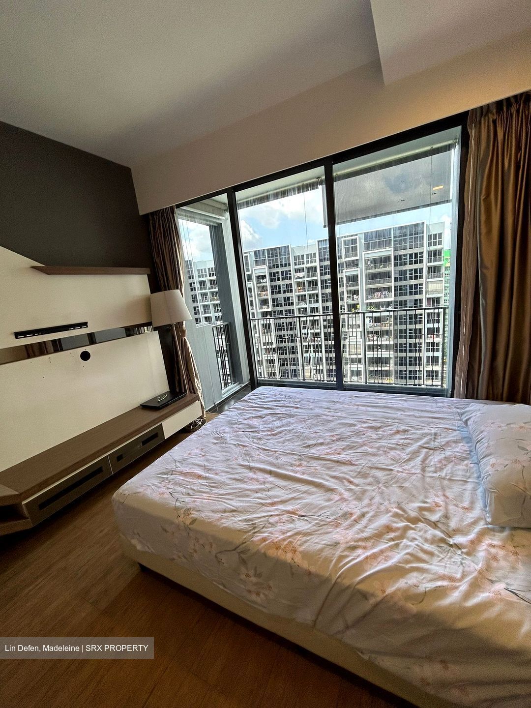 Prive (D19), Condominium #559600571
